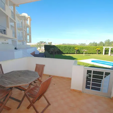 Barrel - In Complex With 2 Pools Daire